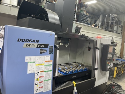 2018 DOOSAN DNM 5700 Vertical Machining Centers | Ditter Industries Inc.